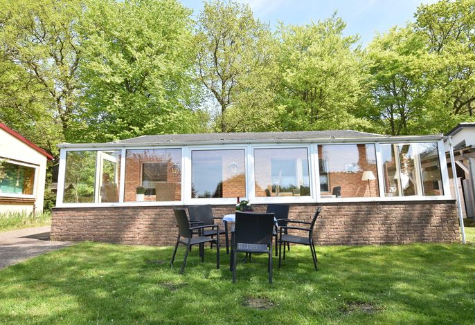 3-Raum-Ferienhaus mit Wintergarten 4 Erw.+1 Baby Bild 2