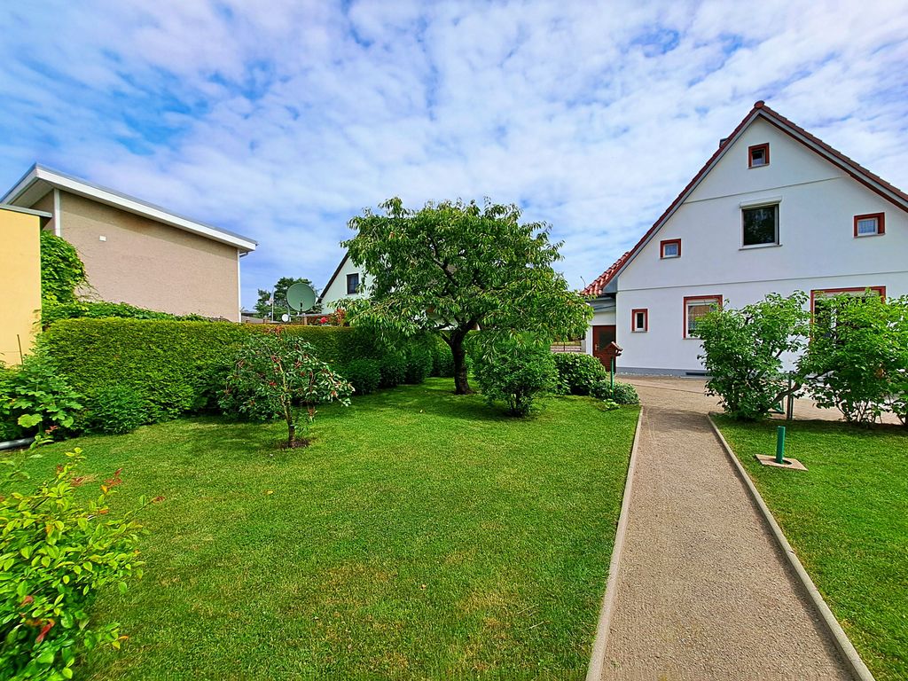 Außenansicht und Garten zur alleinigen Nutzung