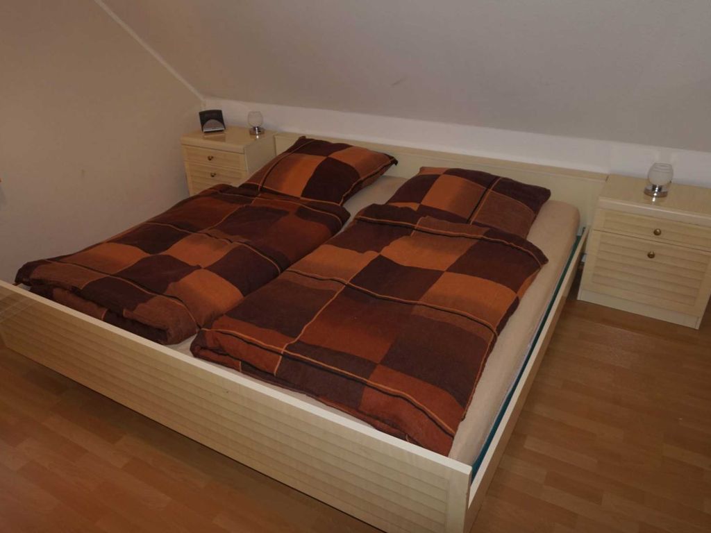 Elternschlafzimmer mit Doppelbett