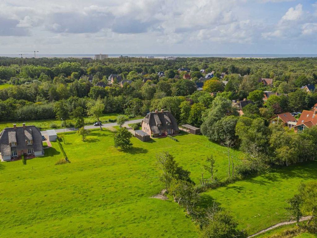 Luftbild mit Meerespanorama