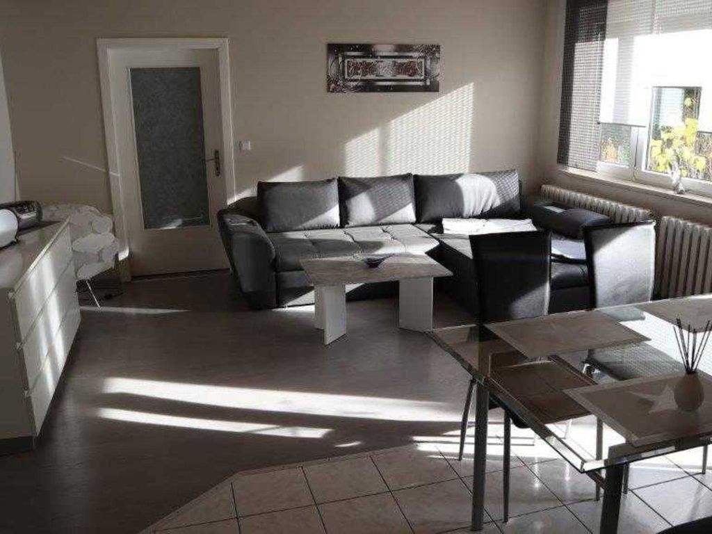 Wohnzimmer mit Doppelschlafcouch