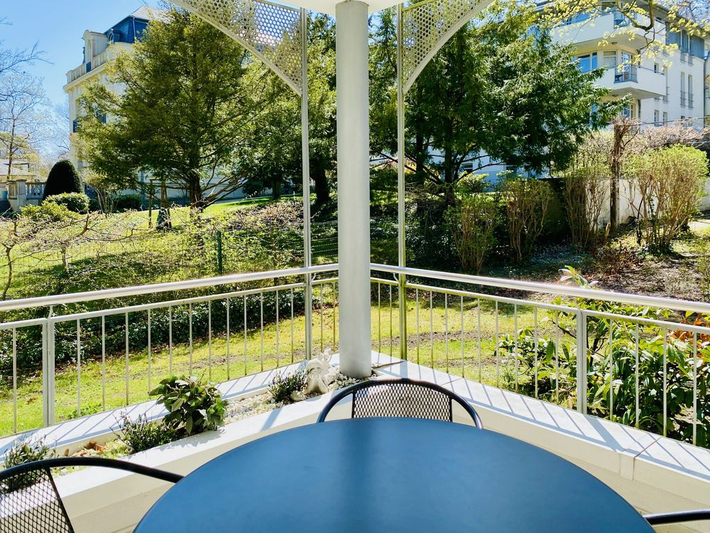 Ferienwohnung 3 S überdachter Balkon