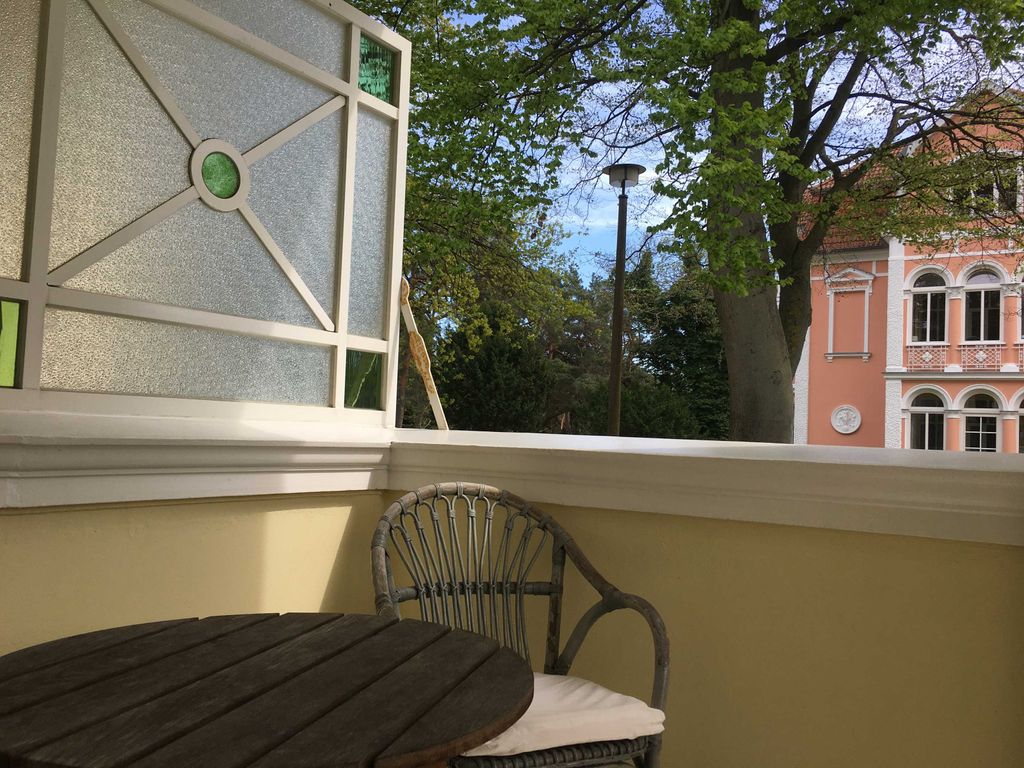 seitlicher Balkon