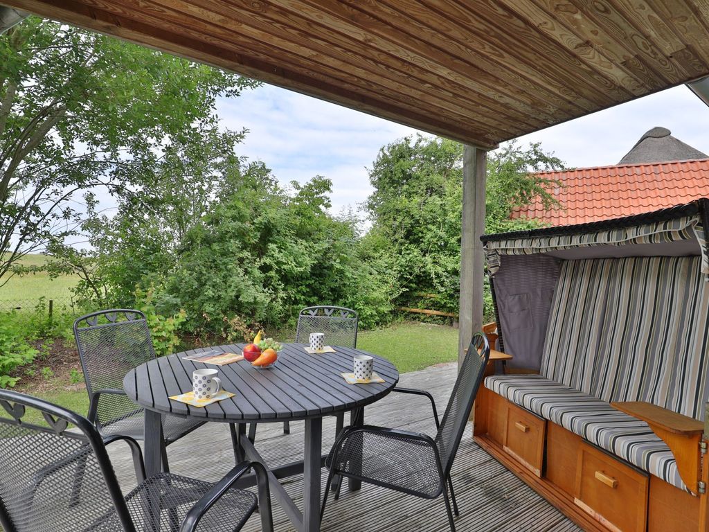 Sternschnuppe - Blick auf die schöne überdachte Terrasse