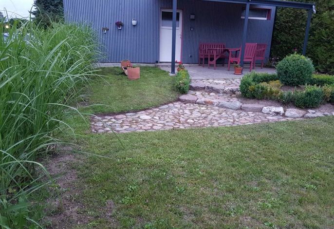 gemütliche Sitzecke im Garten