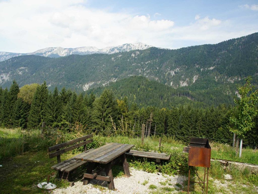 Aussenansicht im Sommer