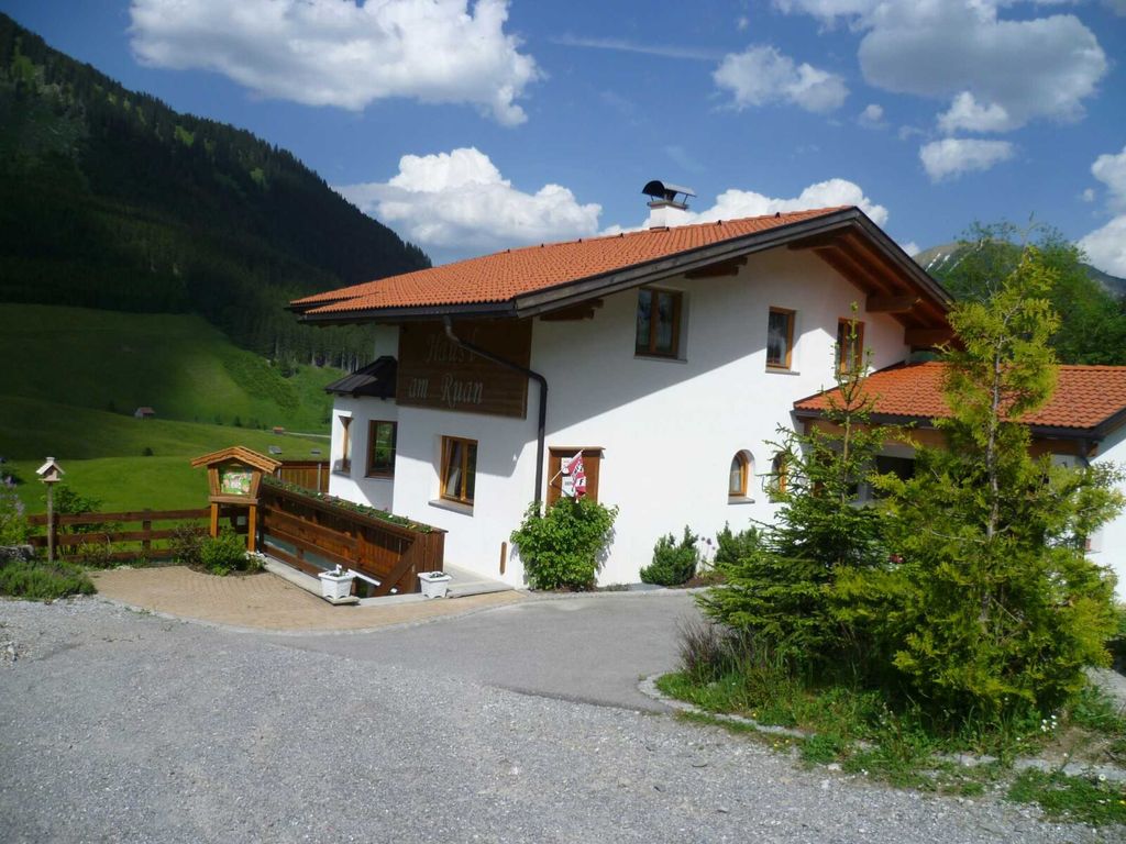 Aussenansicht Häus'l am Ruan