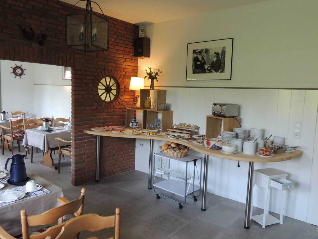 Frühstück in der Pension.