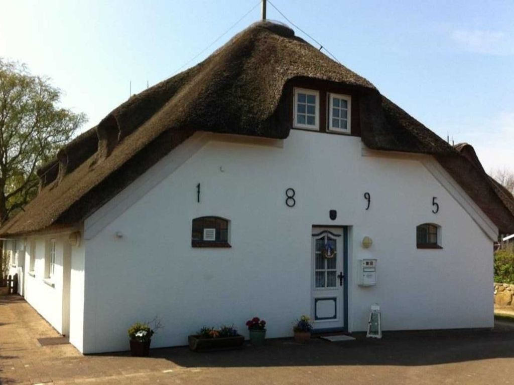 Reetdachhaus, direkt an der Marsch