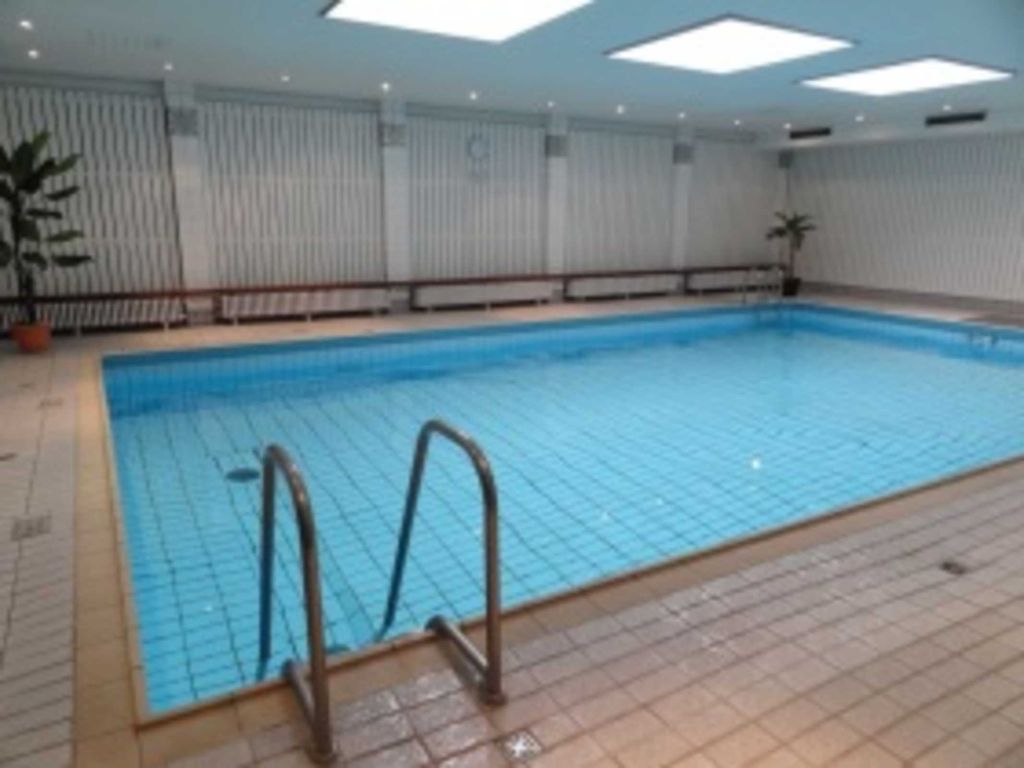 Schwimmbad das ganze Jahr 29°
Sauna kostenpflichtig(Münzautomat)