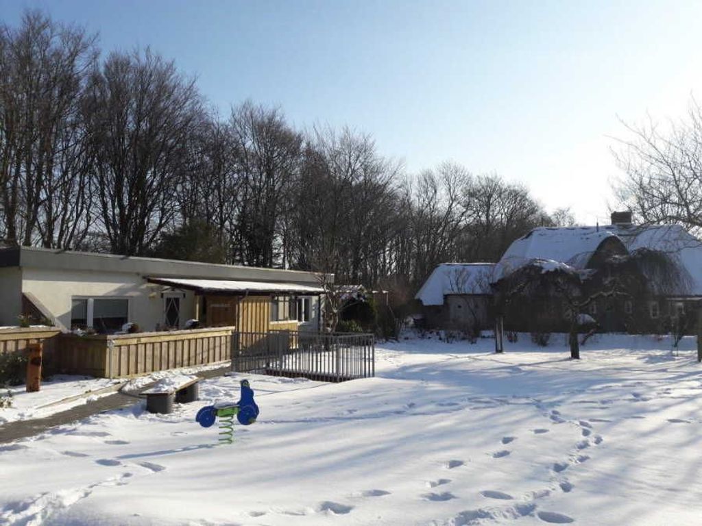 Die Bungalowanlage im Winter. Blick auf das Appartement Hase.
