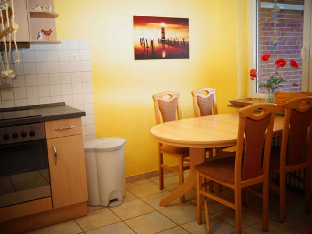Ihre gemütliche Essecke mit Charme und reichlich Platz.