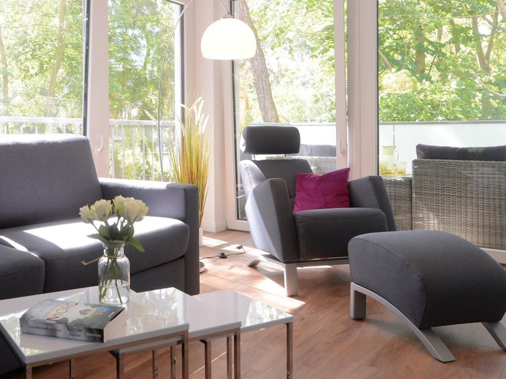 Strandvilla Gezeiten Appartement Deichlicht-hochwertiger Relaxsessel