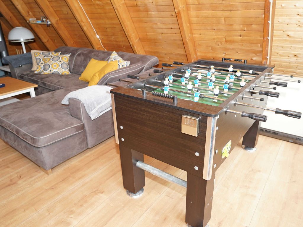 Fußballtisch im Wohnzimmer
