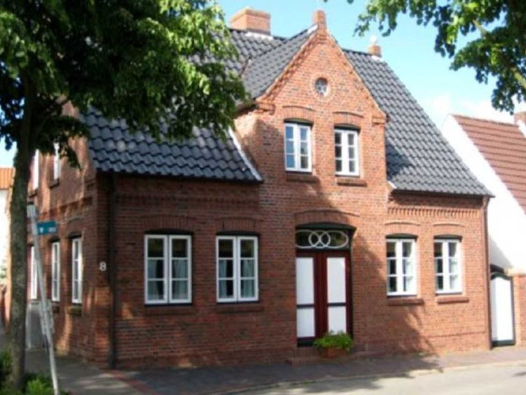 Ansicht Feldstraße (Fensterfront des Wohn-/ Esszimmers)