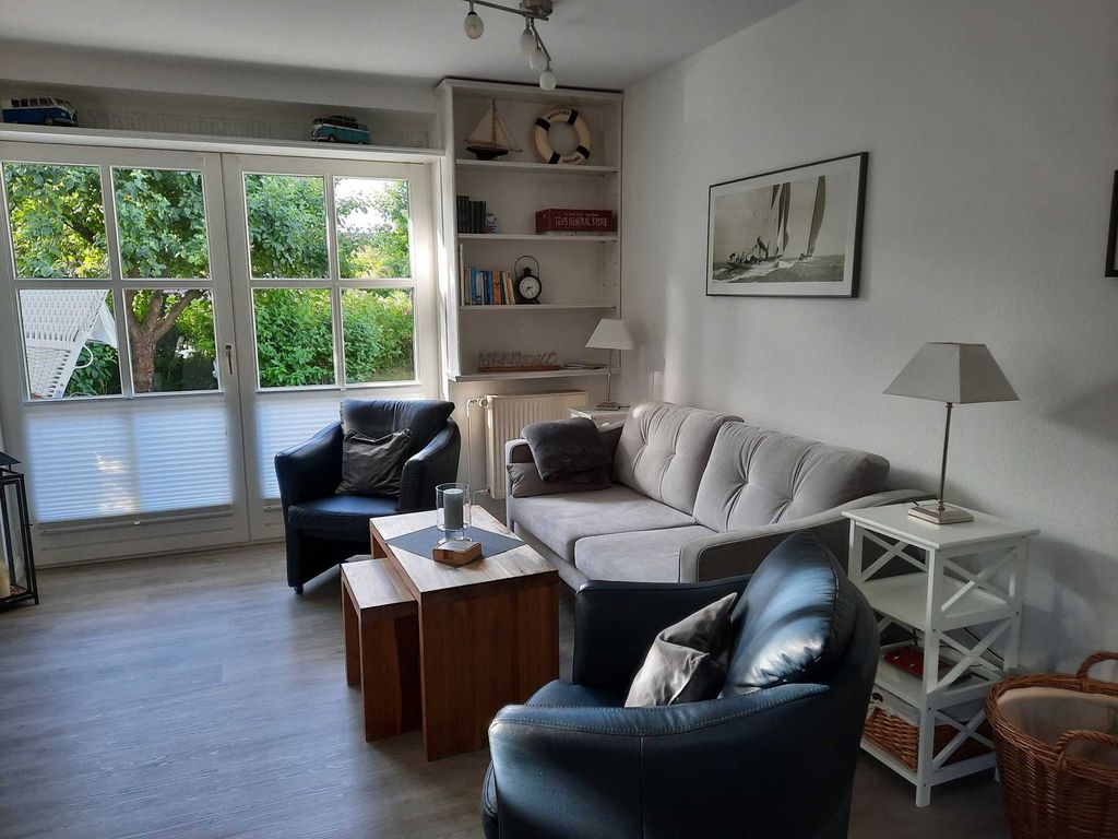 Wohnbereich mit TV, DVD-Player, Musikanl. und Terrassenausgang