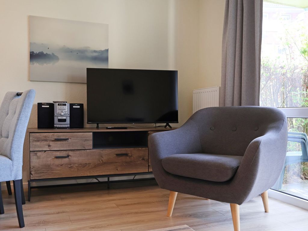 Godewind Whg. GW23 - Blick vom Sofa auf den TV