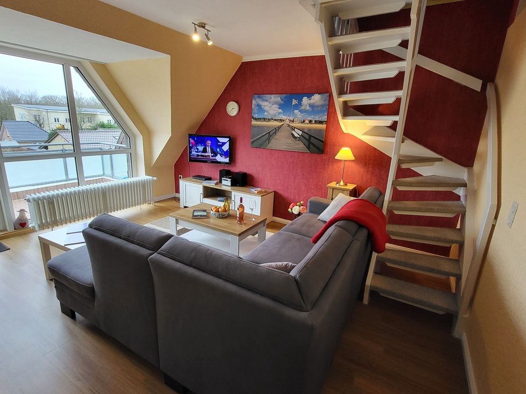 Wohnzimmer mit Blick auf dem Südbalkon.