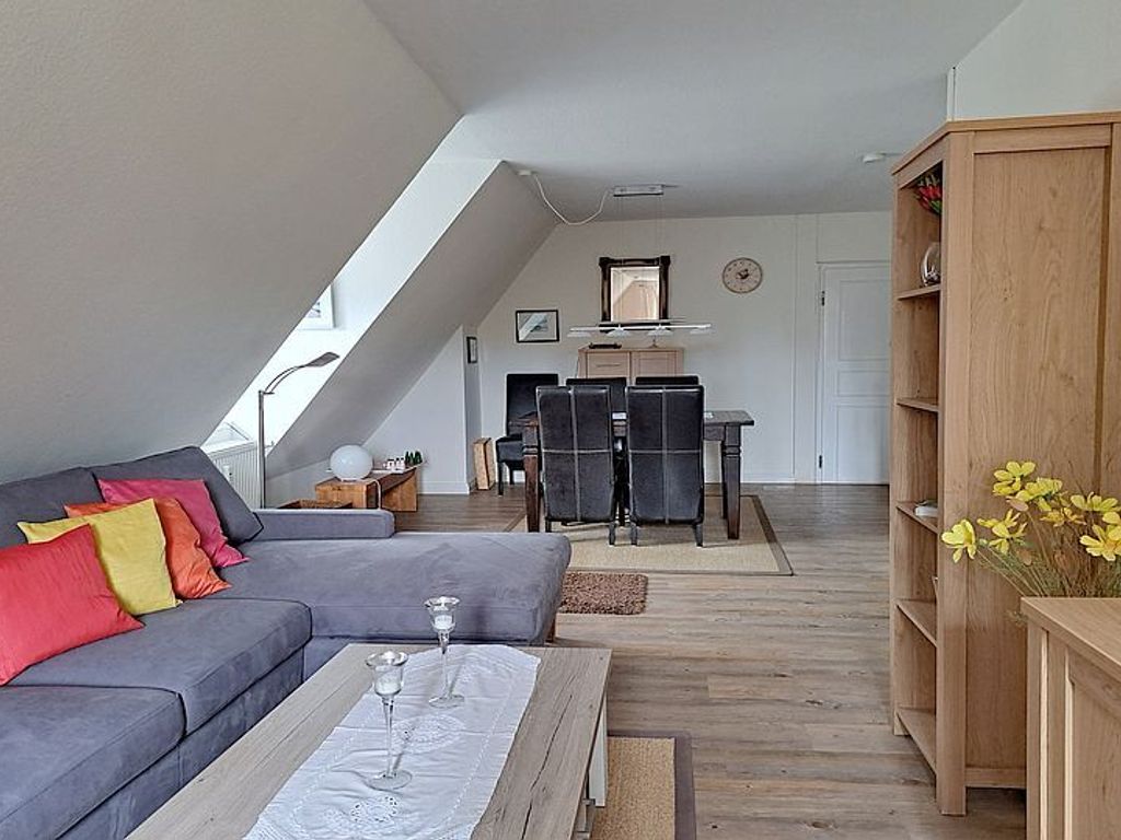 Die Wohnung ist mit Laminatboden ausgestattet und daher auch gut für Allergiker geeignet.