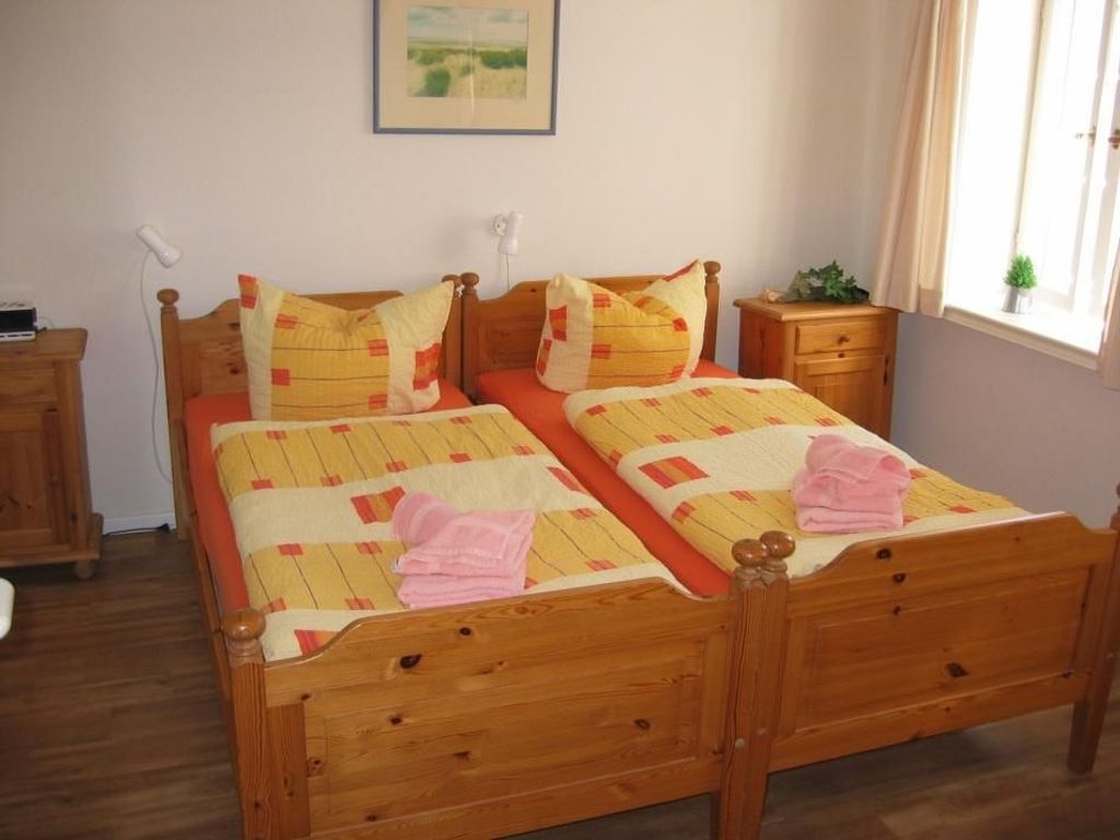 Schlafzimmer mit Doppelbett