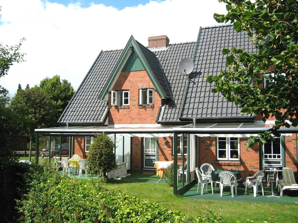 Überdachte Südterrasse