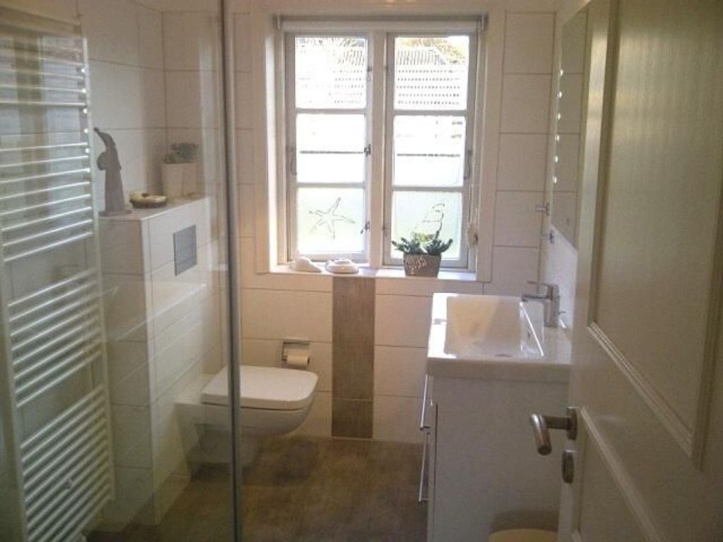 großzügiges Duschbad