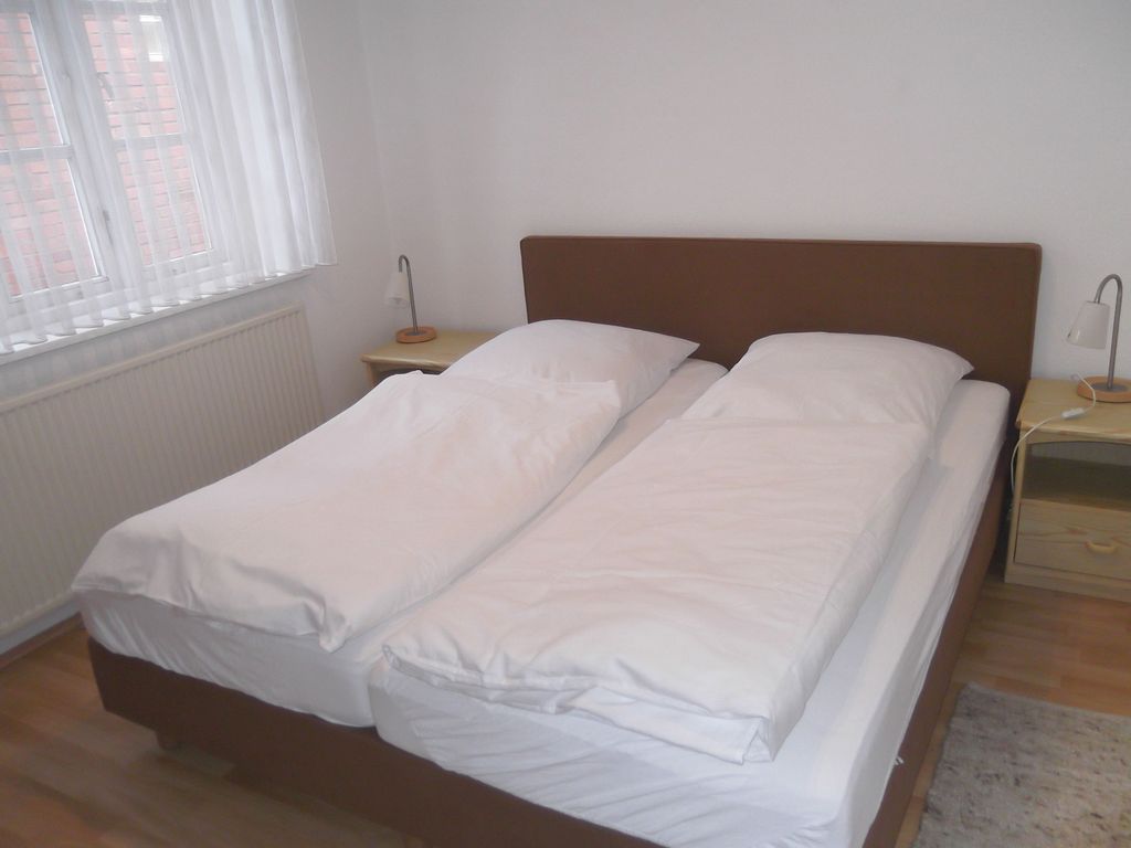 Schlafzimmer mit Doppelbett