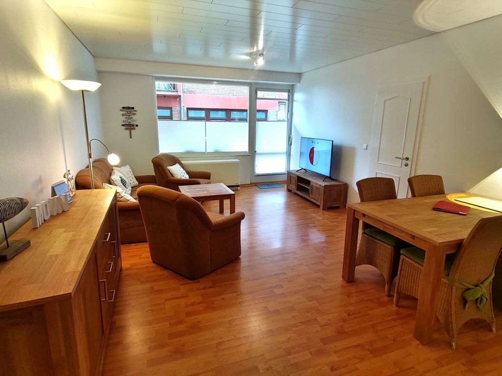 Sitzecke mit Zugang zum Südwest-Balkon