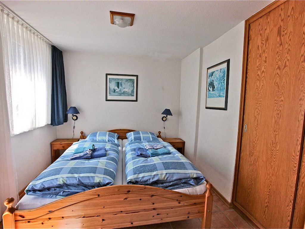 Schlafzimmer mit Doppelbett