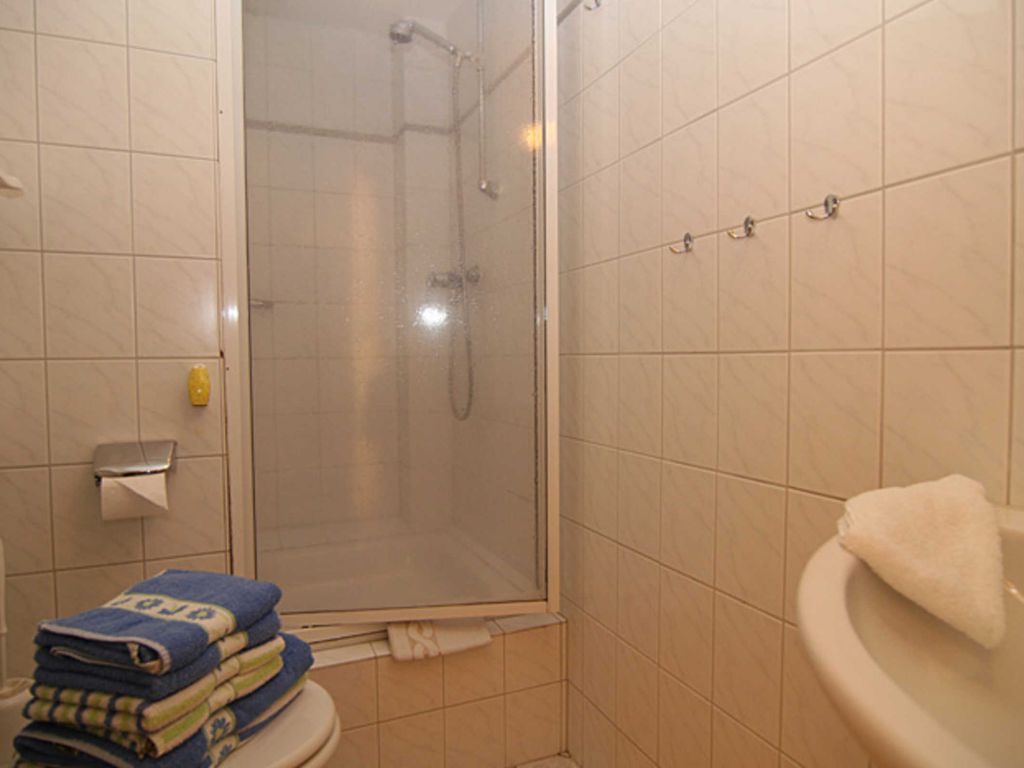 Bad mit Dusche