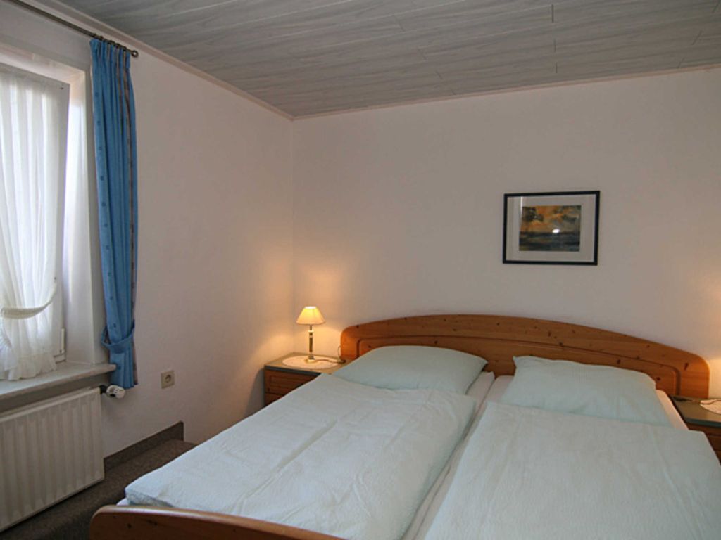 Schlafzimmer mit Doppelbett