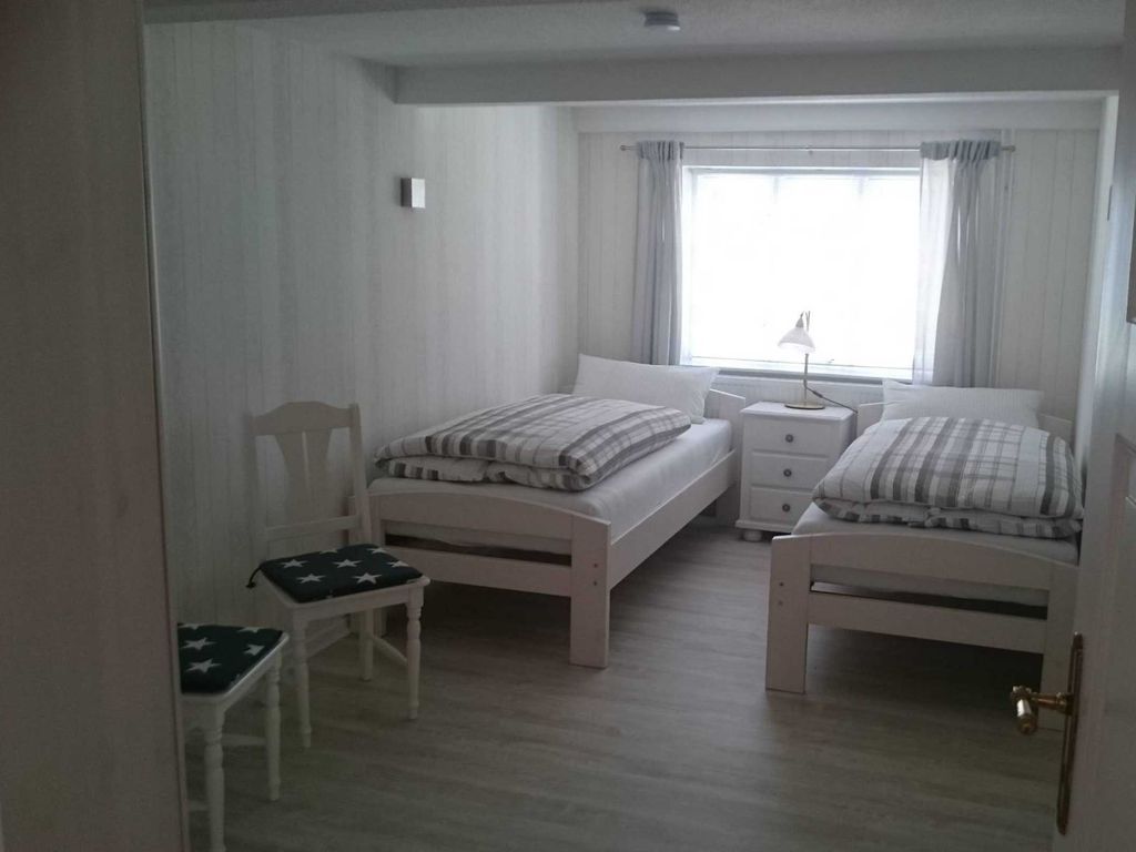 Schlafzimmer mit 2 Einzelbetten