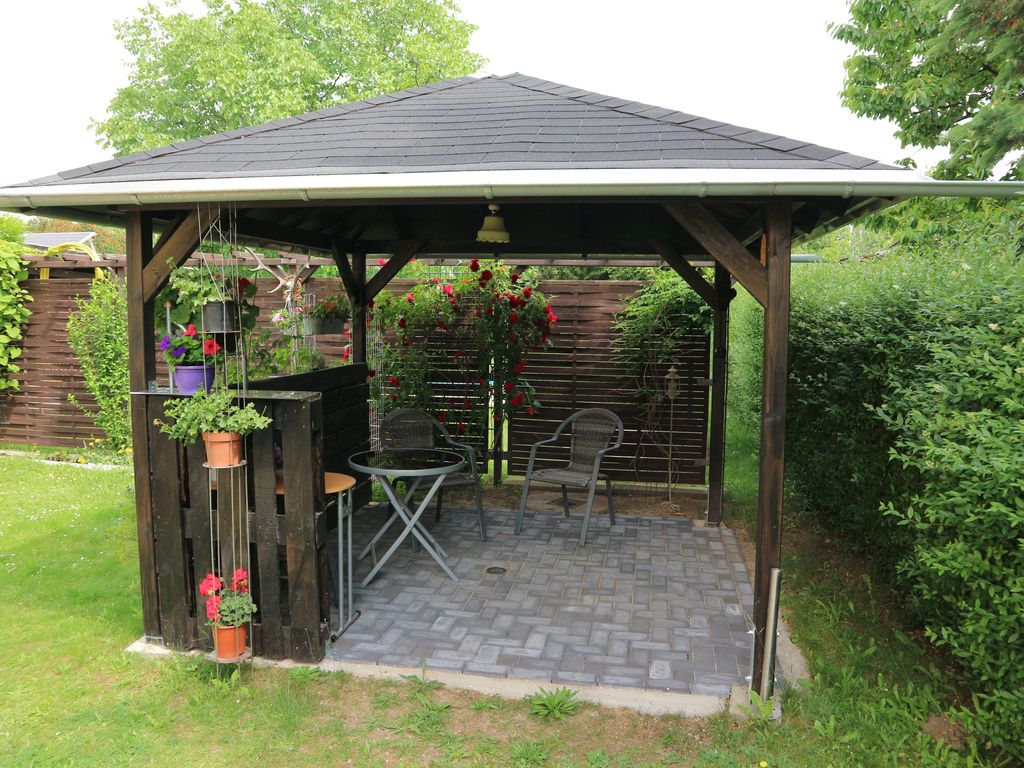 Sitzgruppe im Grünen