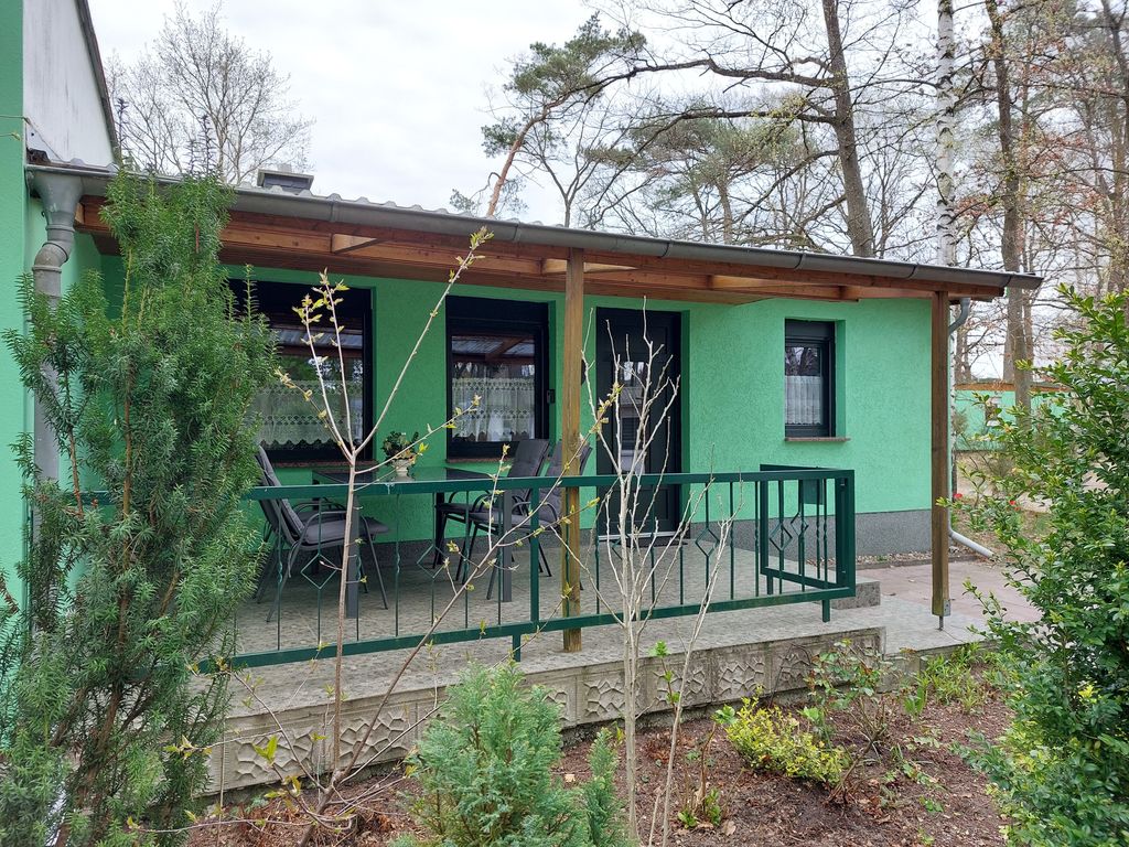 Mitten im Kiefernwäldchen Ferienhaus