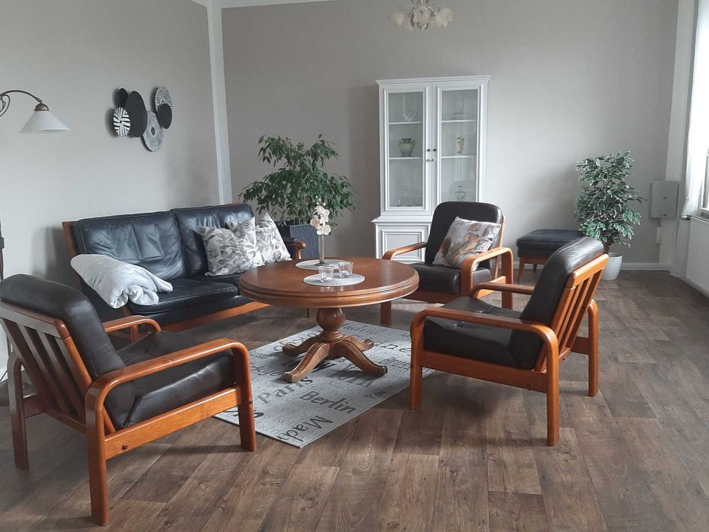 Wohnzimmer mit Sitzecke