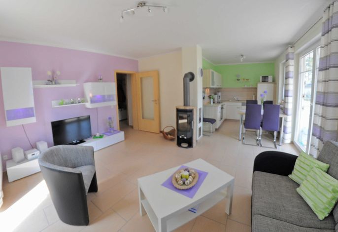 3 Zimmer Erdgeschoss - Fewo Ferienhaus Müritzcharme