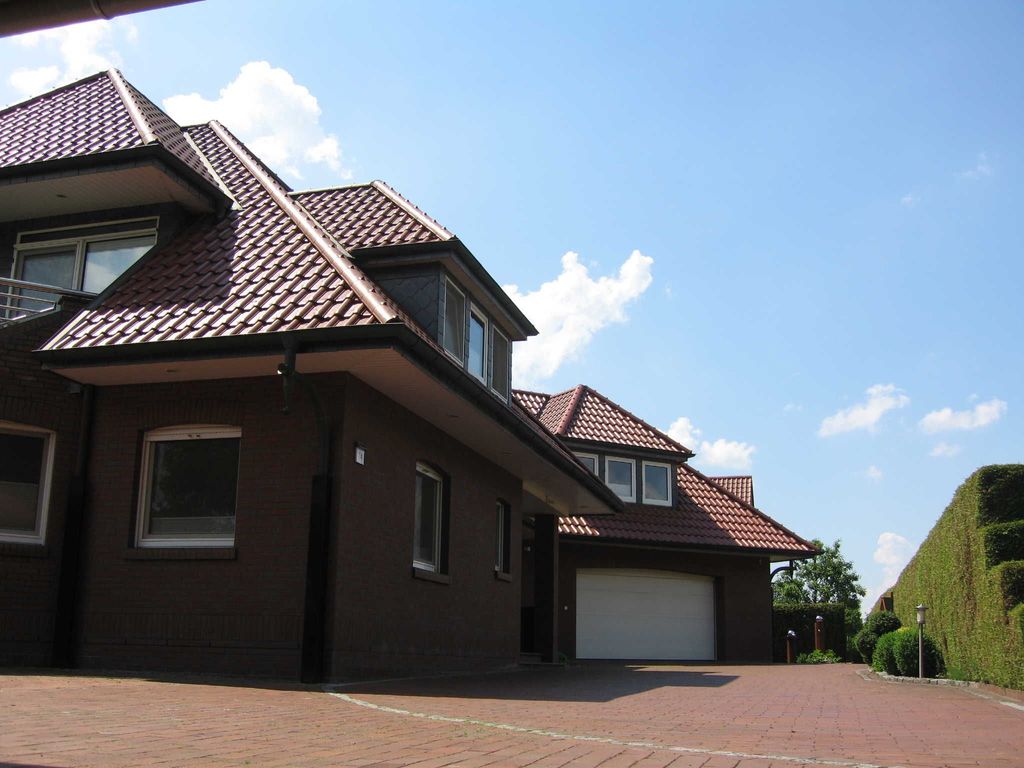 Das Haus, Frontansicht