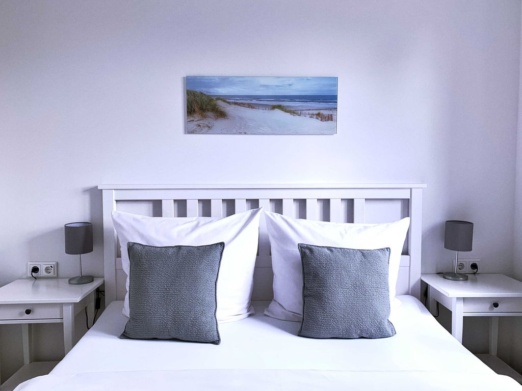 Schlafzimmer mit Doppelbett
1,60 x 2,00 m