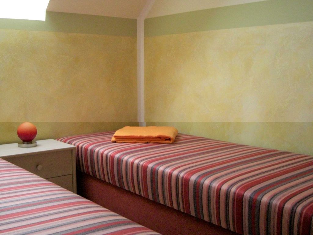 Schlafzimmer II