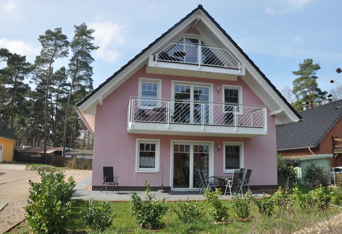 1 Zimmer Dachgeschoss - Fewo Ferienhaus Müritzzauber Bild 2