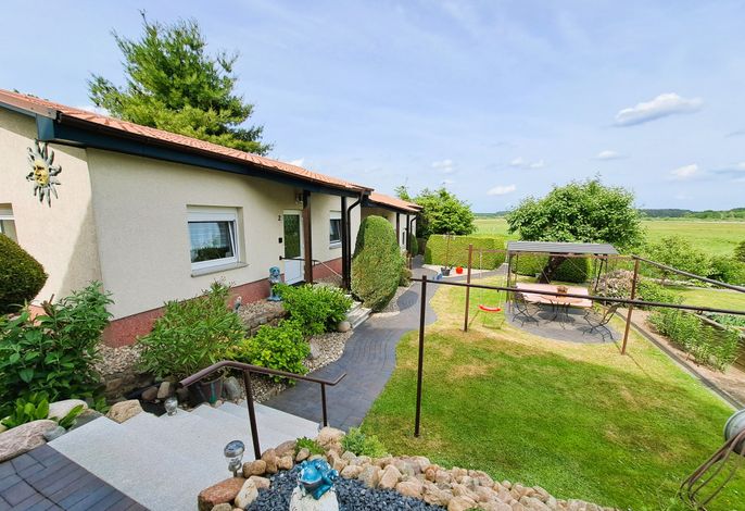 Ferienhaus 2 vorne Objekt-ID 120641