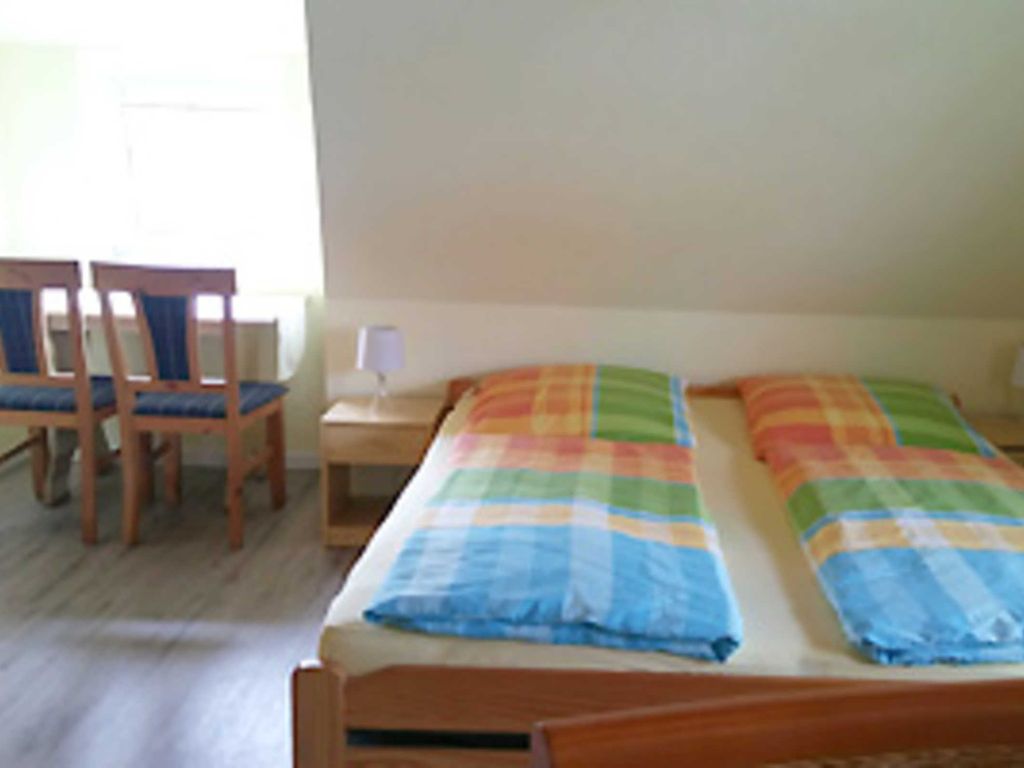 Ferienzimmer unterm Reetdach Lütt Partie