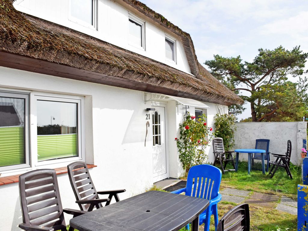 Ferienzimmer unterm Reetdach in Plogshagen/Hiddensee