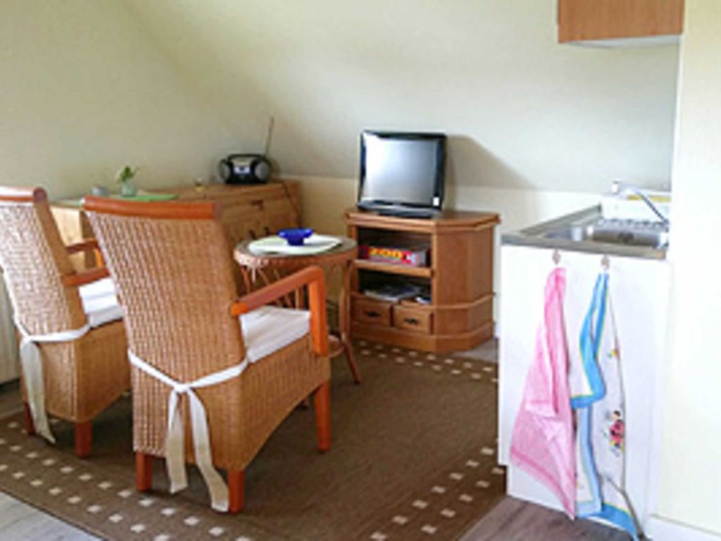 Ferienzimmer unterm Reetdach Lütt Partie