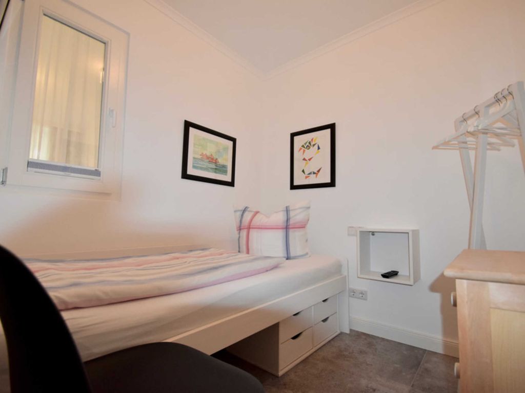 Schlafzimmer 2