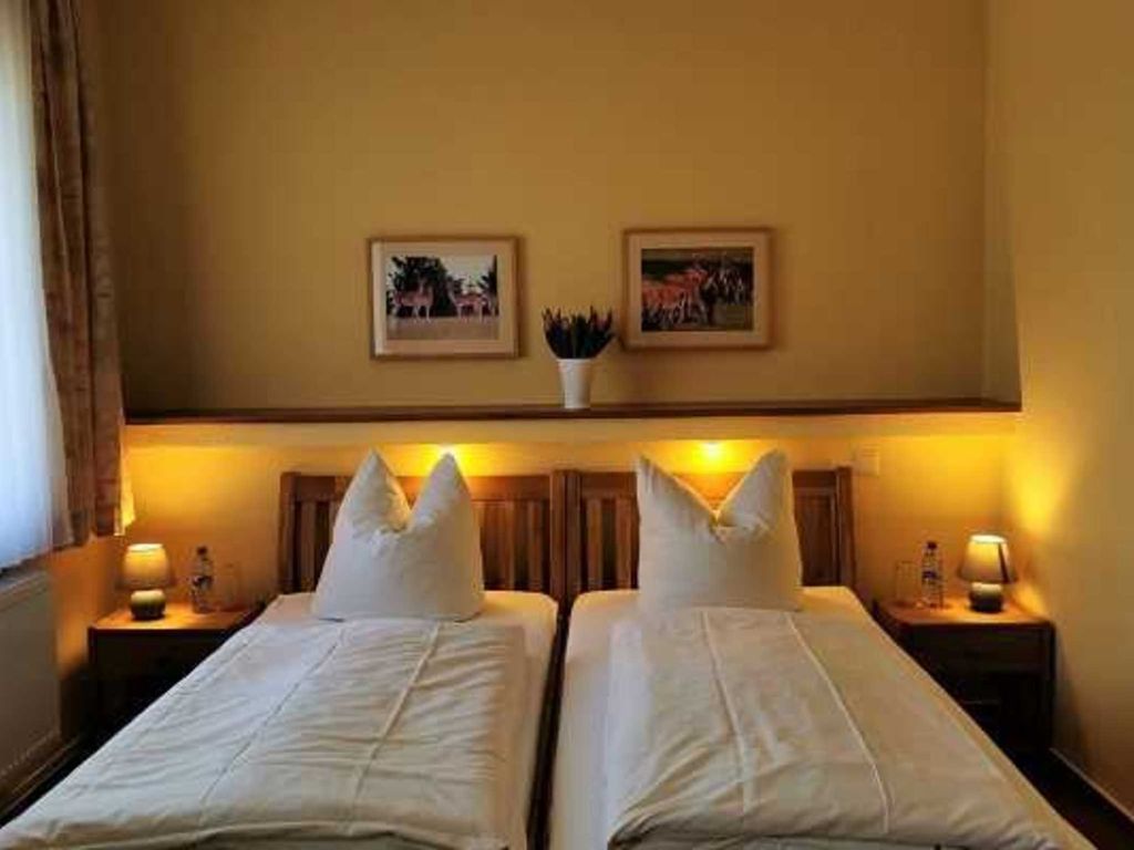 Doppelzimmer mit TV Objekt-ID 121799