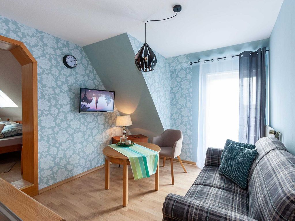Wohnraum mit Flachbild-TV