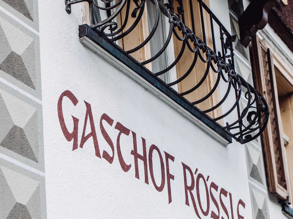 Schriftzug Außenfasade