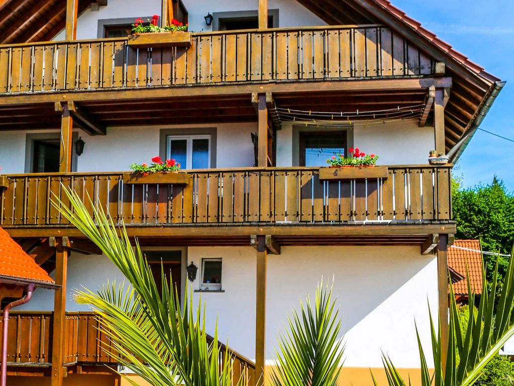 Haus 1