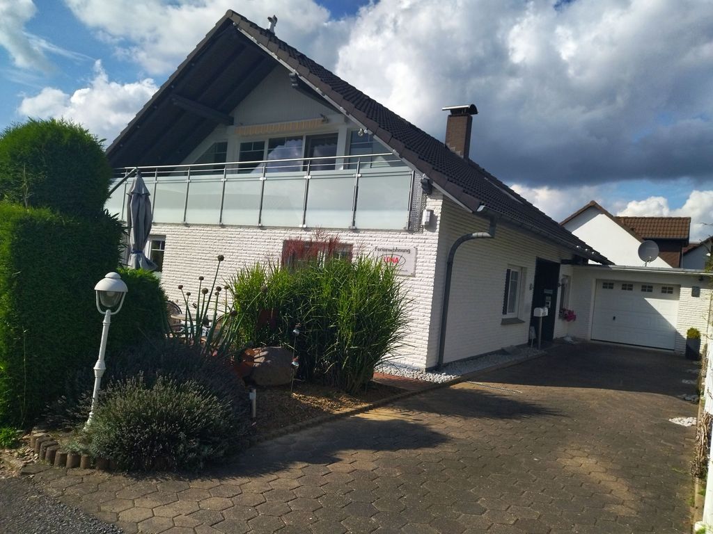 Außenansicht, Balkon der Ferienwohnung